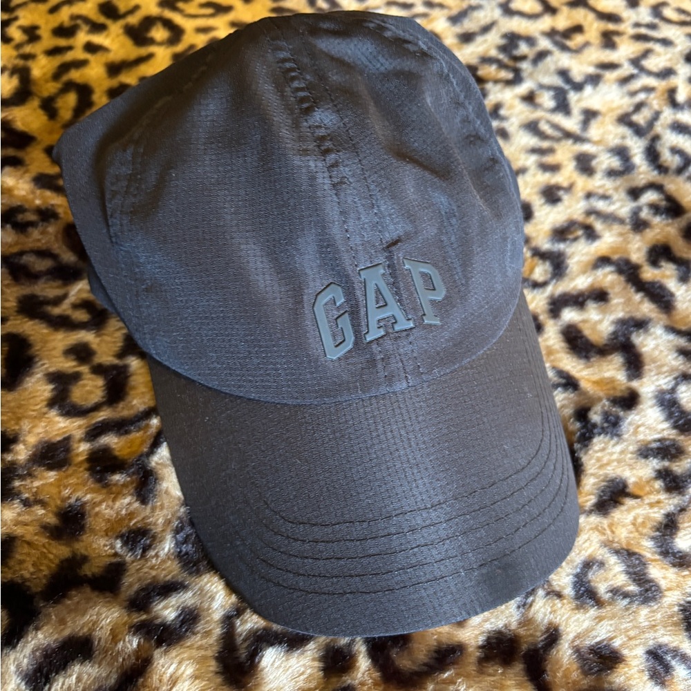 Black GAP Logo Hat